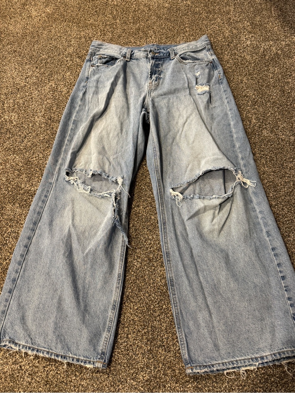 Old Navy: women’s Light Blue Distressed Wide-Leg Women’s Jeans size 12